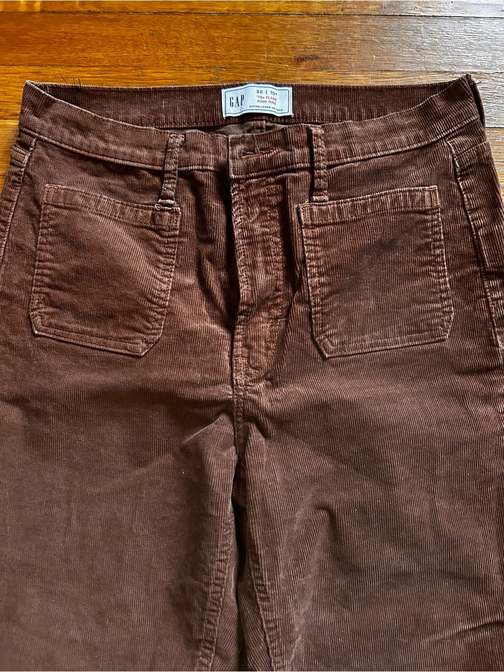 GAP Women's 70s Flare High Rise Rich Brown Corduroy Jeans